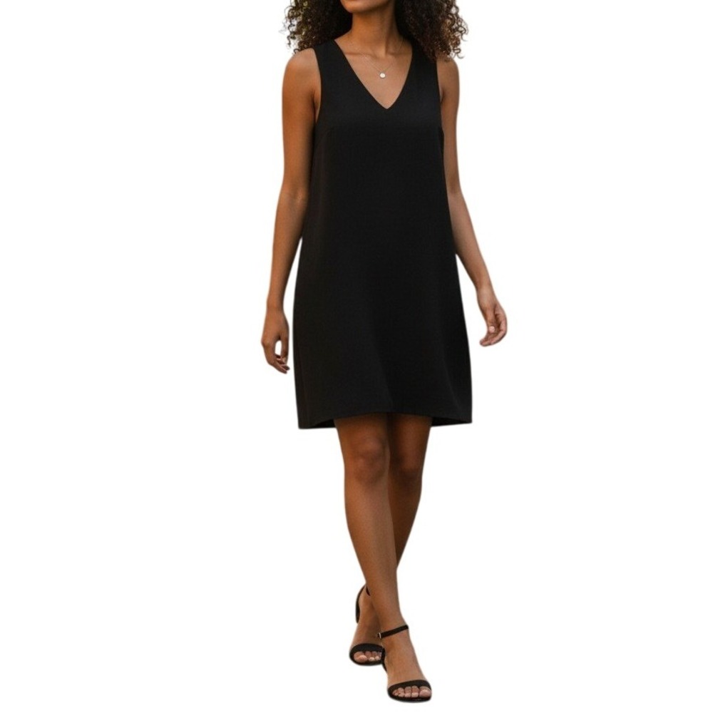 Amanda Uprichard Women's Black‎ Crepe Shift Dress M Sleeveless Minimalist LBD